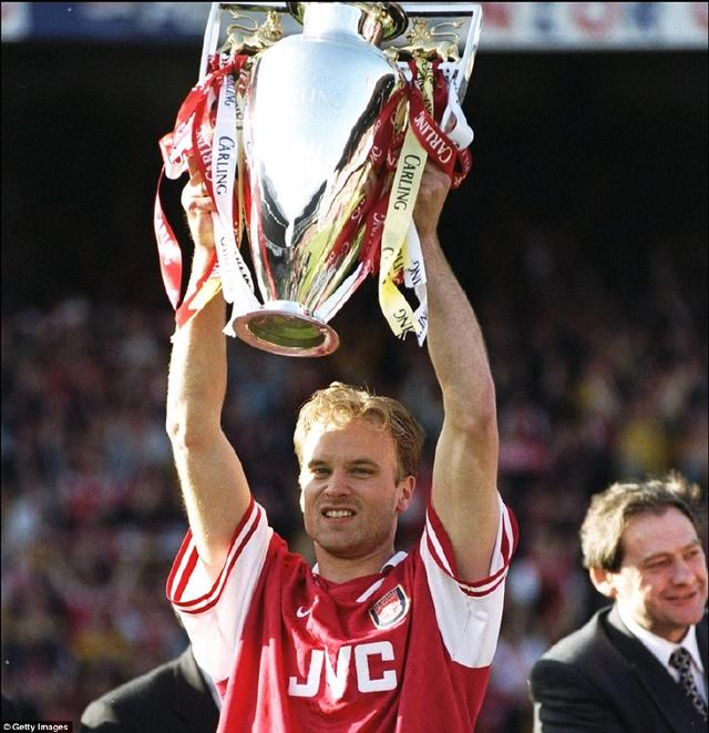 冰王子博格坎普:欧洲足坛最后艺术大师,造历史最伟大帽子戏法!