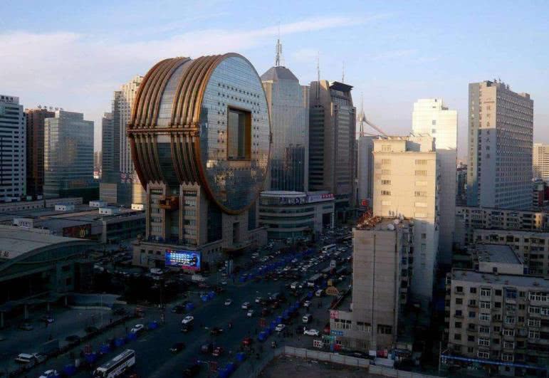 东北高楼城市沈阳这样城建很有气势真不愧是新一线城市