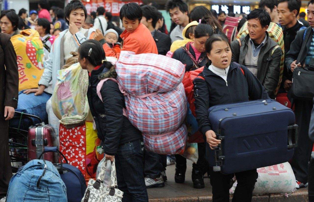 离春节还有2个多月,为何"返乡潮"已经开启?看看大家咋说
