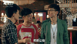 日本武士切腹自尽又怕疼,如此发明了一个切腹新玩法——扇子切