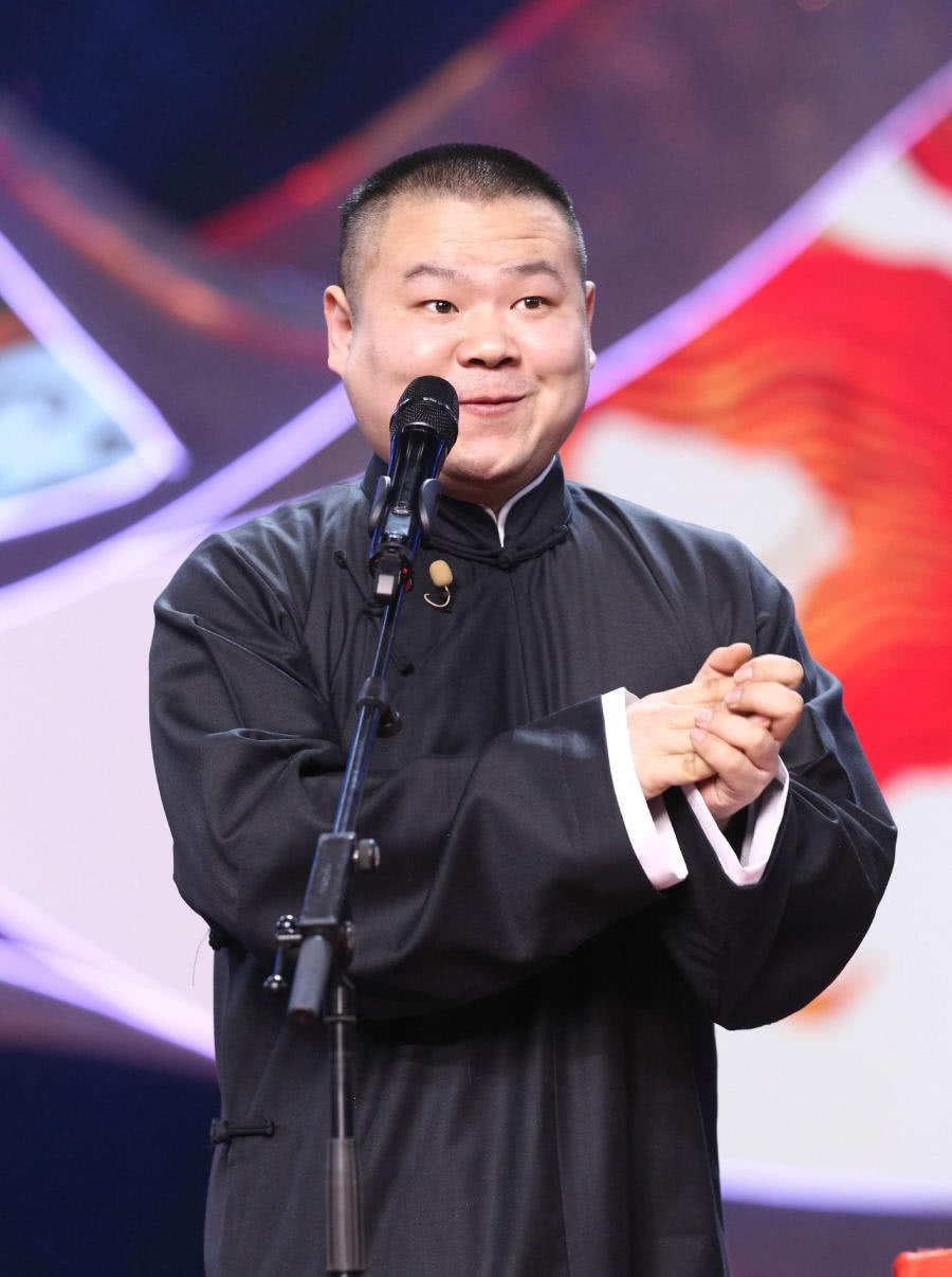 社团就是郭德纲的"德云社"了,在这个社团里面最火的人就是"岳云鹏"了