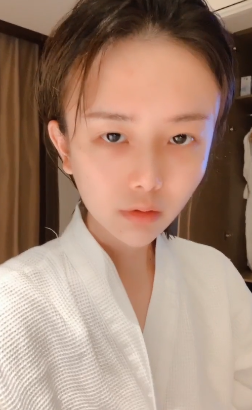 轩墨宝宝素颜照曝光!下一秒画面让人难以置信!网友:不男不女!