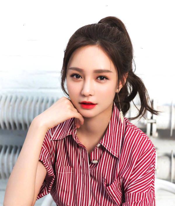 沈梦辰近照大变样,空气刘海不见了,杜海涛还认得出来吗?