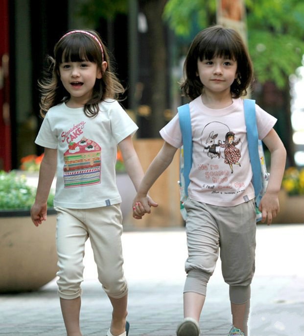 实拍:黄黑混血宝宝与黄白混血宝宝,基因真的很强大!