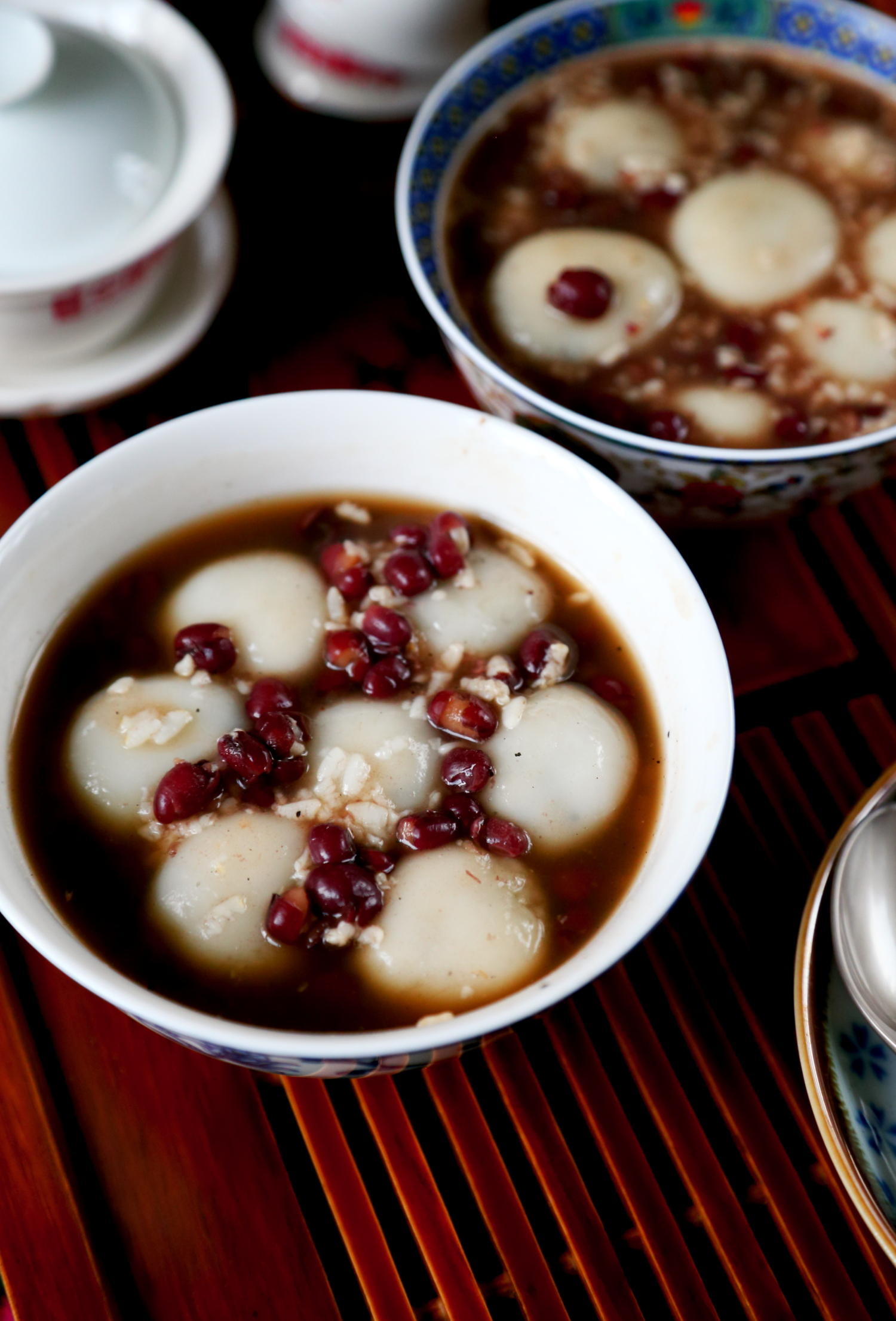 庆冬至,南方人汤圆这样吃,补血补钙,黑发飘逸!