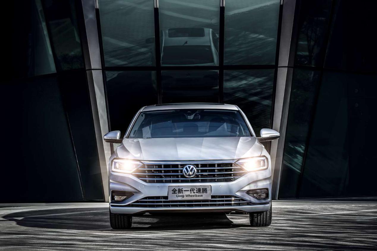 标杆再升级,试驾全新一代速腾