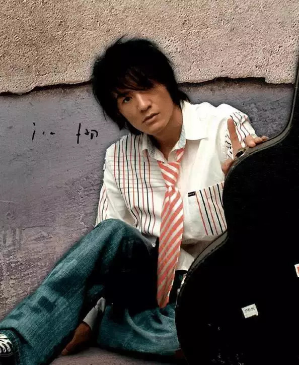 身价曾居娱乐圈第三的他,消失12年穷到要借钱,却活得比谁都明白|宋柯