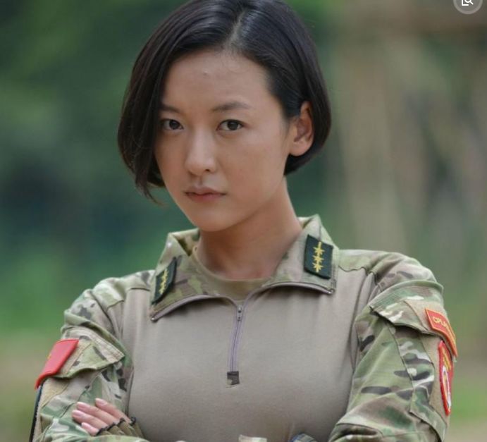 《特种兵之火凤凰》5年后,程愫离婚,万茜走红,甘露美过范冰冰