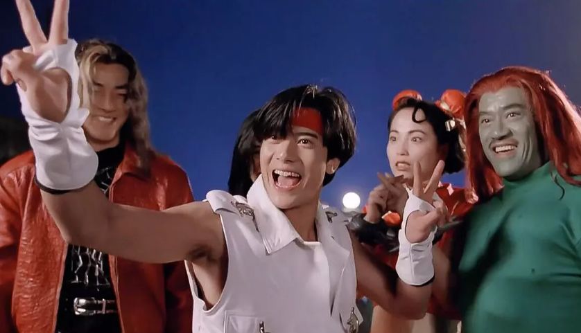 6,《江湖》2004年,黄精甫执导拍摄了《江湖》,并邀请了刘德华,张学友