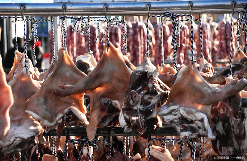 揭秘苏北咸货腌制,秘方传承千年不外传,寒冬街头摆一溜供不应求