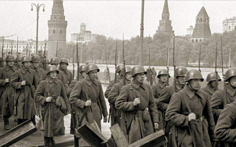 莫斯科保卫战中德军大量被冻死为何不能抢最后一个原因很重要