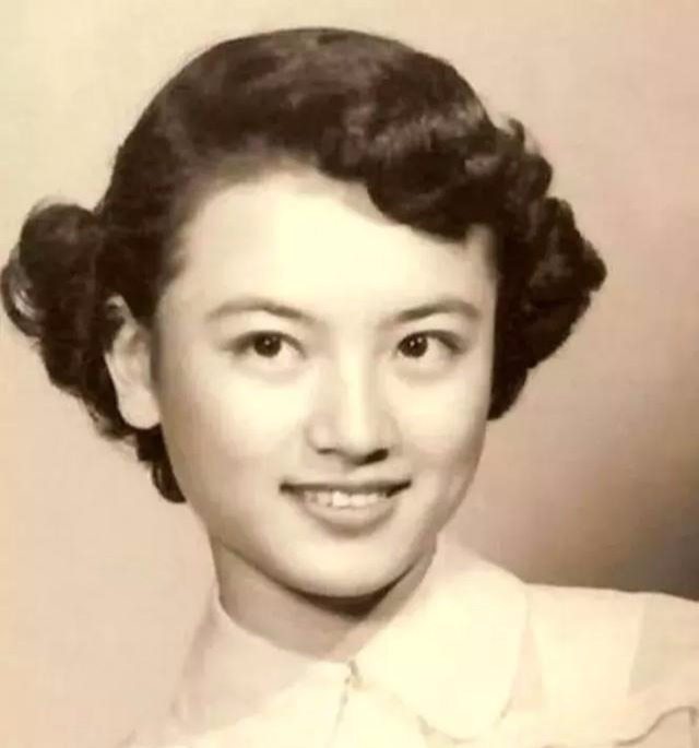 近代香港著名的电影佳人“长城三公主”，各个风华绝代