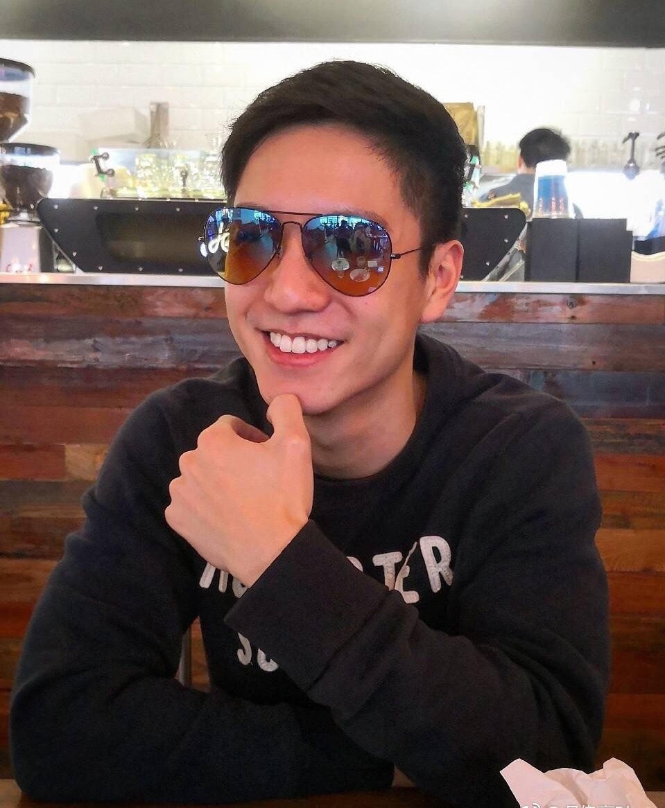 小狼狗的身材,20岁吴伟豪迅速上位,网友:tvb快捧他做男主角!