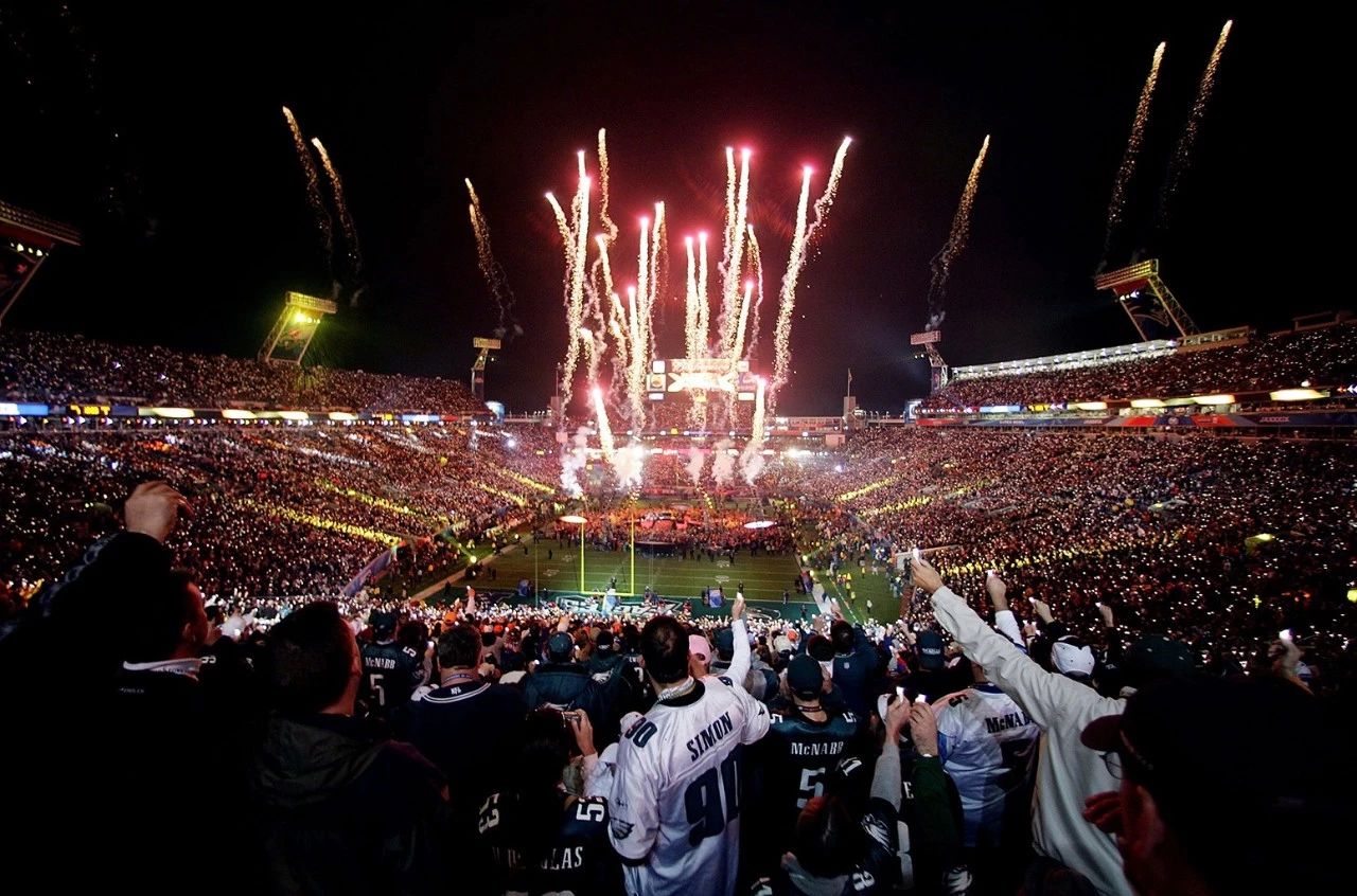 cbs用ar,8k来做个"超清"直播|摄像机|超级碗|体育场_新浪新闻