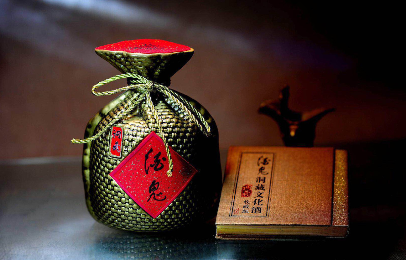 以及艺术大师黄永玉设计麻袋型外包装的那家湘西老牌酒厂,将大概率