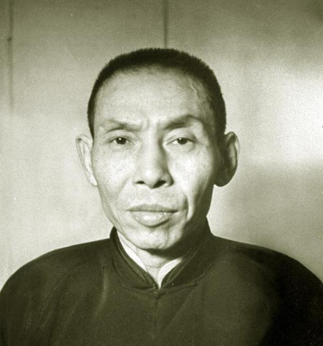 说道杜月笙那就的说一下青帮了,当时很多人把青帮还有洪门称之为"青