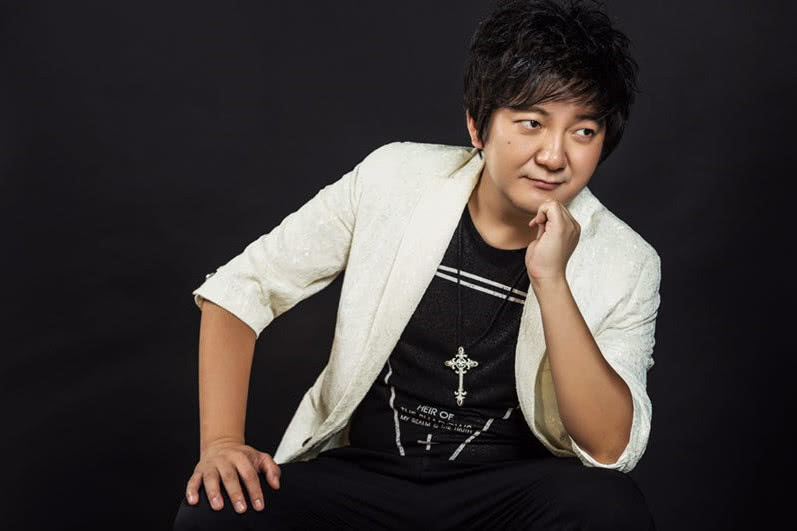 杨臣刚发行史上最多歌曲专辑 申报吉尼斯世界纪录|杨臣刚|黄家驹|吉尼