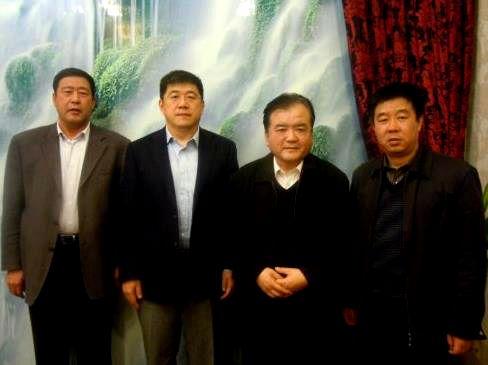 创业路上,外界对张茵家族创富也并非没有杂音,比如,造纸的利润为什么