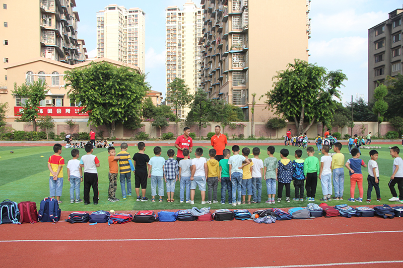 南充市城北小学校园足球,阳光大课间活动蓬勃开展