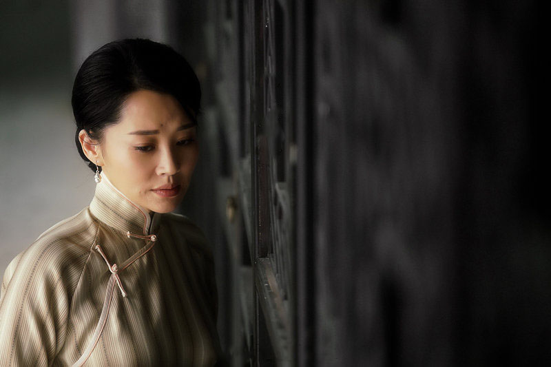 50岁许晴是什么神颜啊,穿补丁旗袍也遮不住的妩媚娇俏,惊艳时光