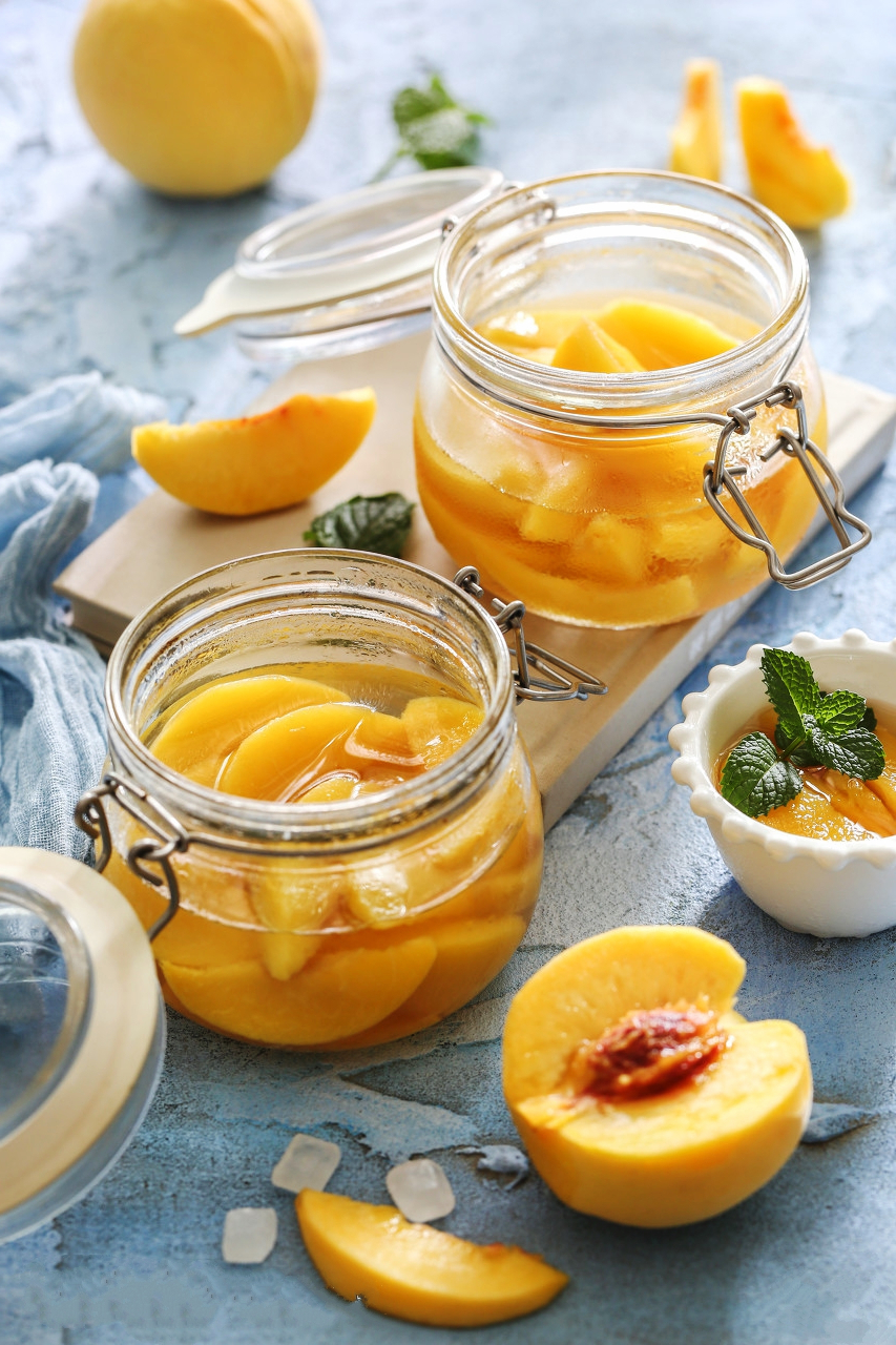 自制糖水桃罐头,软嫩又香甜,边做边吃停不下来