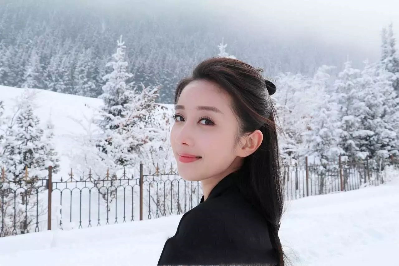 在《非诚勿扰》一个镜头被评为最美观众,现成为演员|陈梦瑶|非诚勿扰