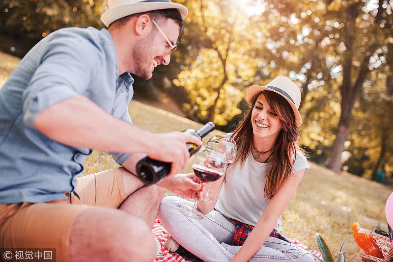 异性相处,情商越低的男人,越喜欢炫耀这些事情,希望没有你