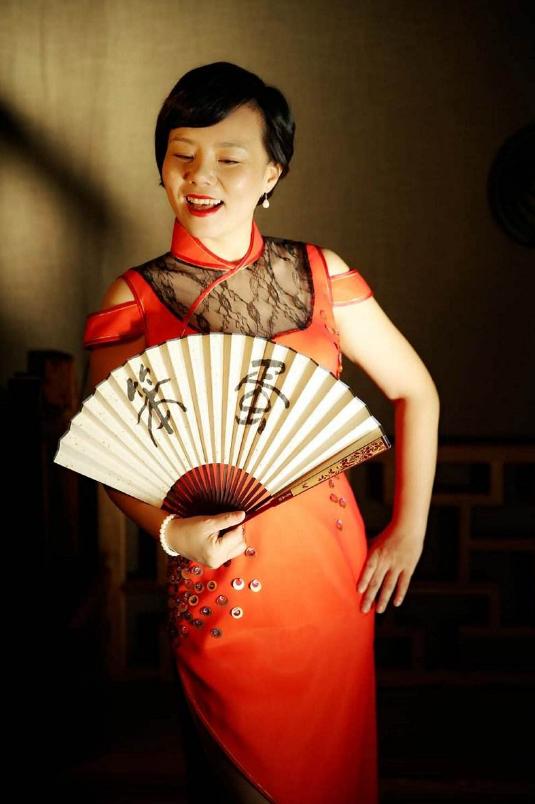 龚丽娜再现身歌手舞台,演唱宋朝歌曲,这才是真正的古风