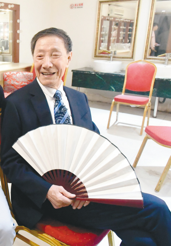 十大笑星没他就变成了笑话,相声界唯一可称为狂狷之士的人|杨振华