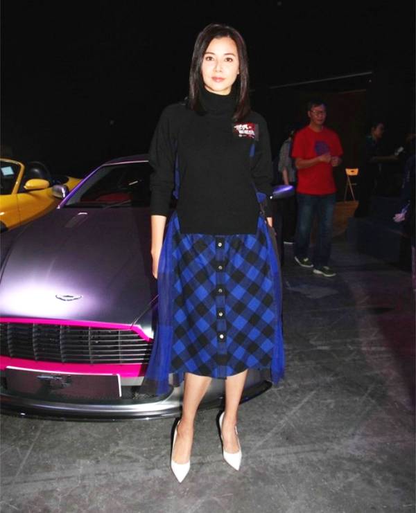 45岁蒙嘉慧复出拍港剧,婚后发福严重的她终于瘦回来了