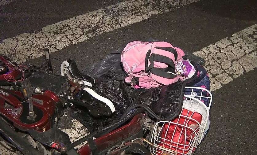 常州淹城中学一14岁女生放学路上被卷入车底,不幸身亡