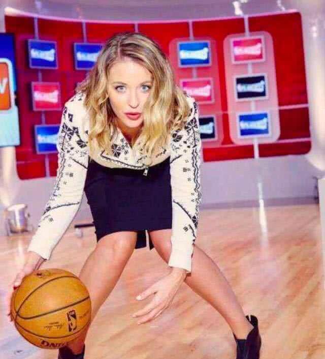 哈登创下3双记录赢了比赛,无意间捧红了1个美女|莱德|哈登|克里斯汀