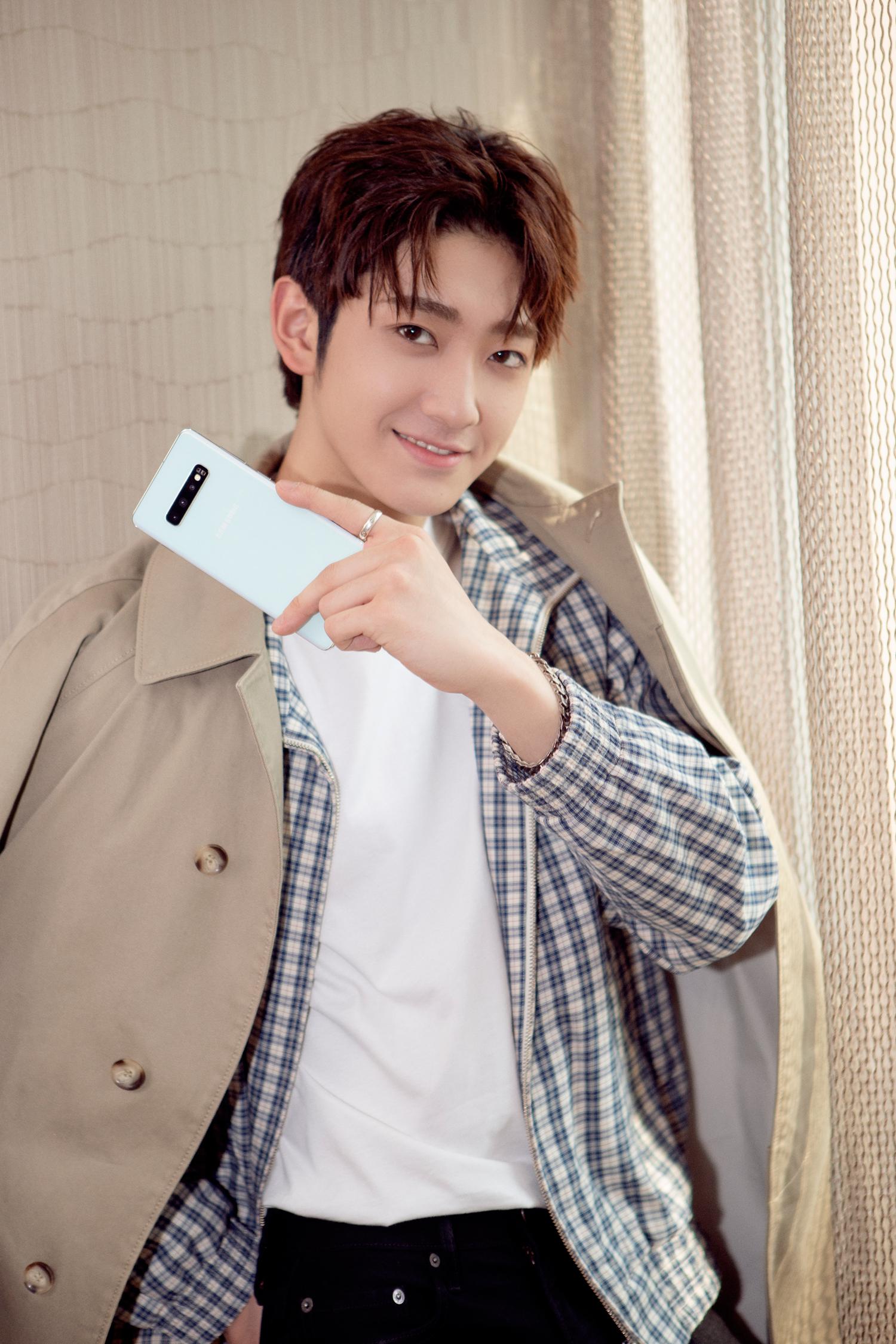 只不过比别人多了几分追梦的勇气|下一站传奇|杨昊铭|演员_新浪新闻