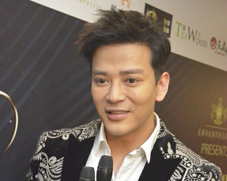 和妻子各自因为感冒,受伤送医,陈晓东五个字忙澄清