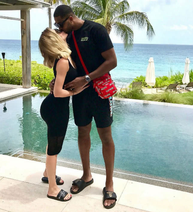 外媒曝卡戴珊与汤普森已分居,无法原谅对方多次出轨!