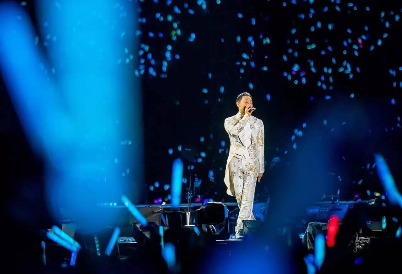 张学友贵阳演唱会的最美视觉|记忆|歌声|前尘_新浪新闻