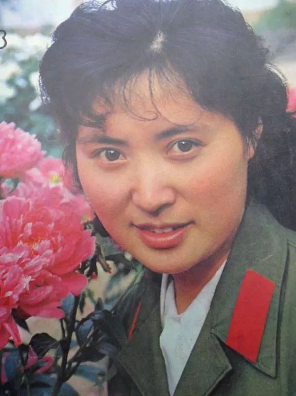 59岁温玉娟喜盈门走红被称中国第一贤媳不拍吻戏不炒作
