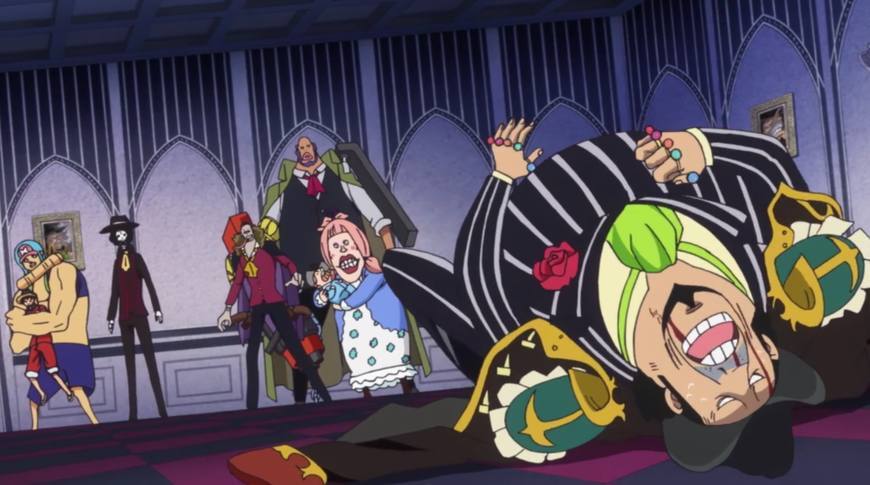 面对big·mom的海贼团的围堵,贝基只能利用的坚城果实变成巨大的城堡"