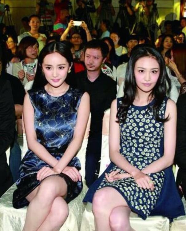 杨幂和郑爽5年前合照曝光,网友:整没整容一目了然