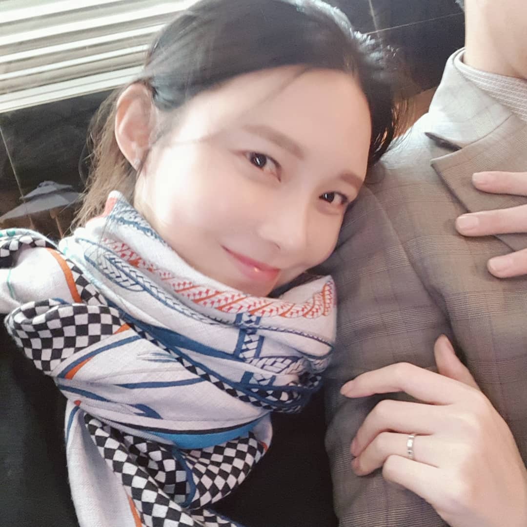 产后3月身材恢复如初再现逆天颜值|车艺莲|朱相昱|手指_新浪新闻