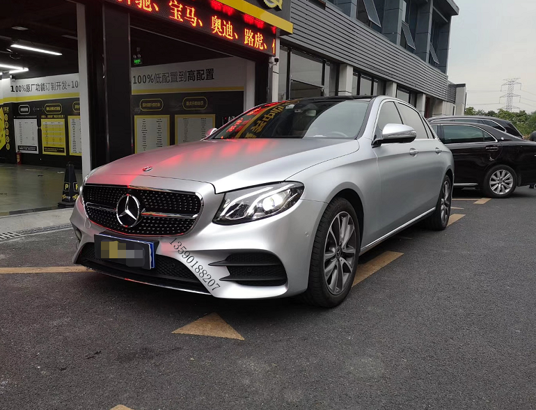 奔驰e级立标改运动款大标满天星中网