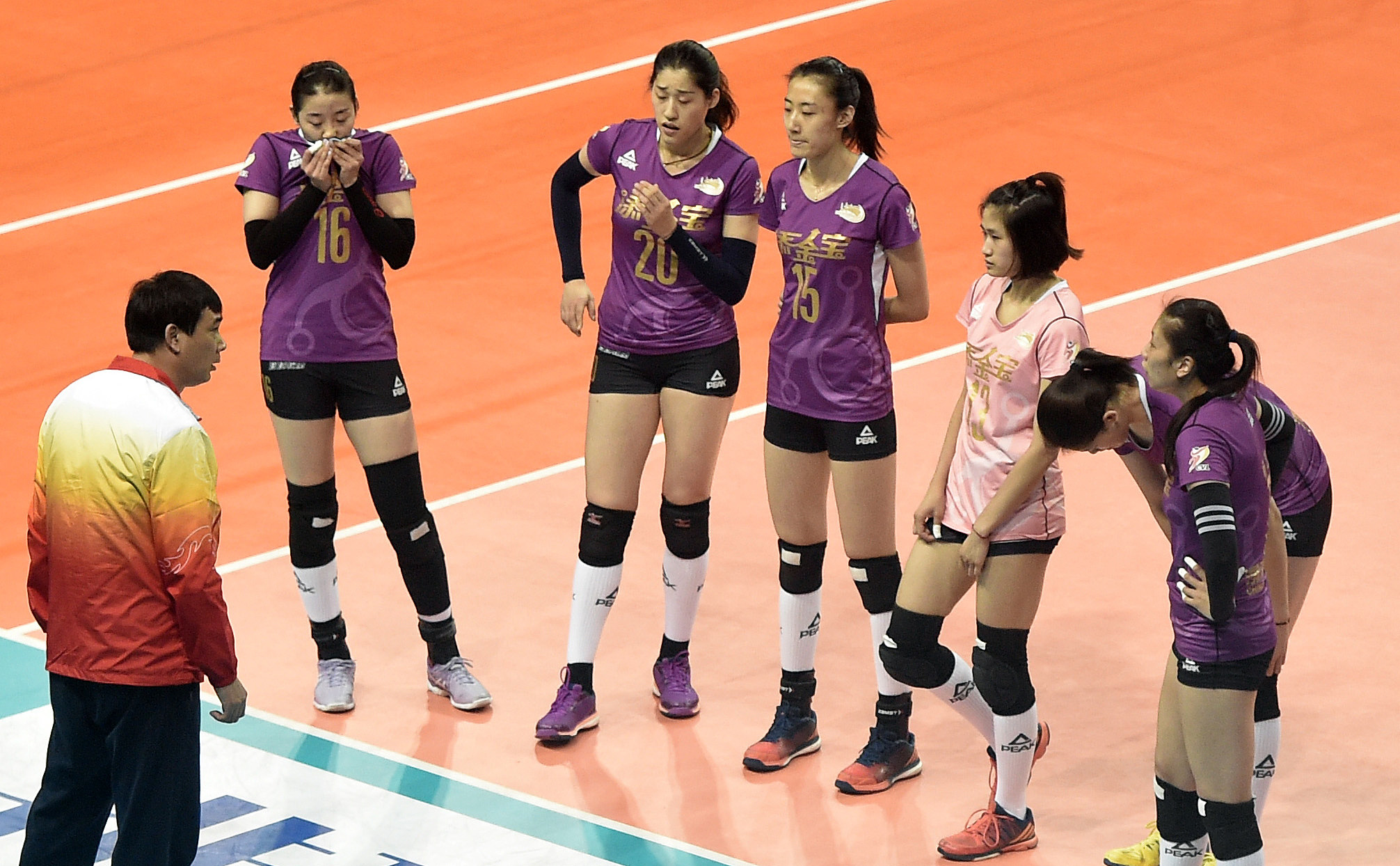 天津女排的排超元年:青春风暴来袭 冠军底蕴犹存