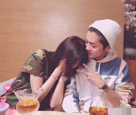 鹿晗关晓彤要领证结婚?娱乐圈最年轻夫妻诞生