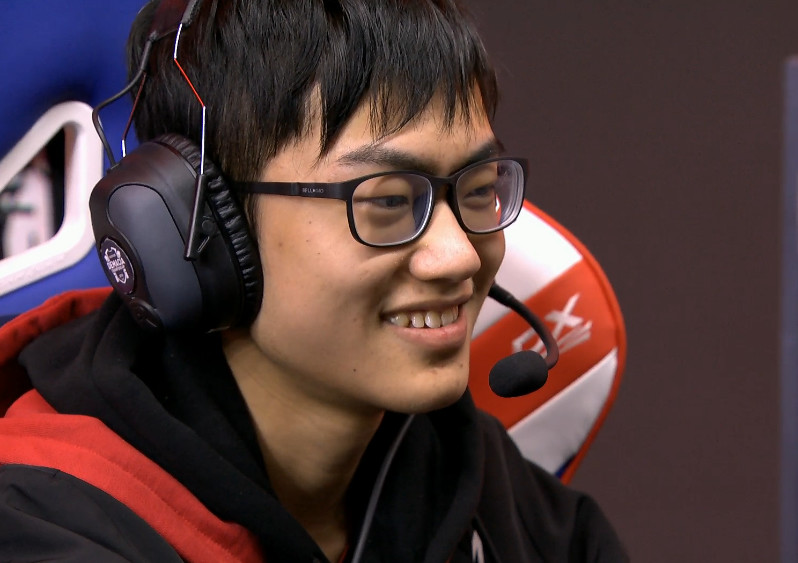 一个赛季未上场的knight依然恐怖还是记忆中的黄金左手