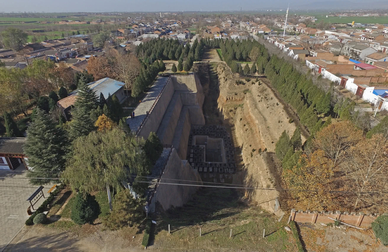 耗时十年发掘,图9为两千年前残忍陋俗|黄肠题凑|秦公一号大墓|陋俗