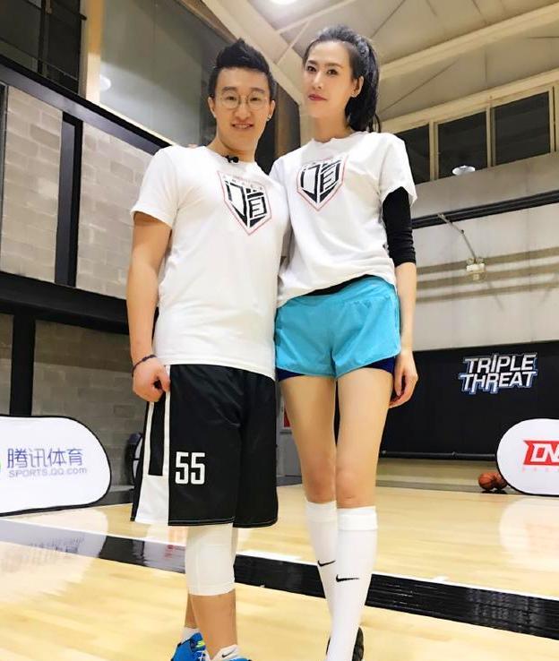 女篮女神身高1米95,32岁仍单身,直言要找1米9以上肌肉男|赵爽|女篮