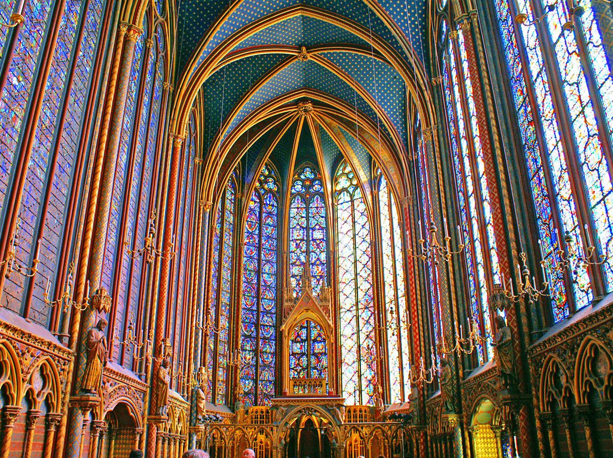 巴黎之殇,巴黎圣母院付之一炬,重建需要几十年