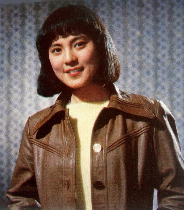 大家看到比较多的像是潘虹,郭凯敏,张芝华,韩童生,归亚蕾,宋丹丹