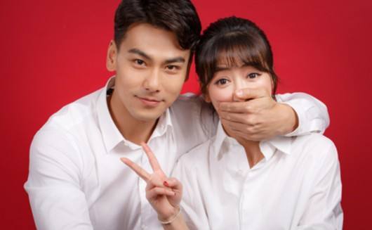 结婚一辈子一次,明星结婚照,黄晓明杨颖的笑出猪叫