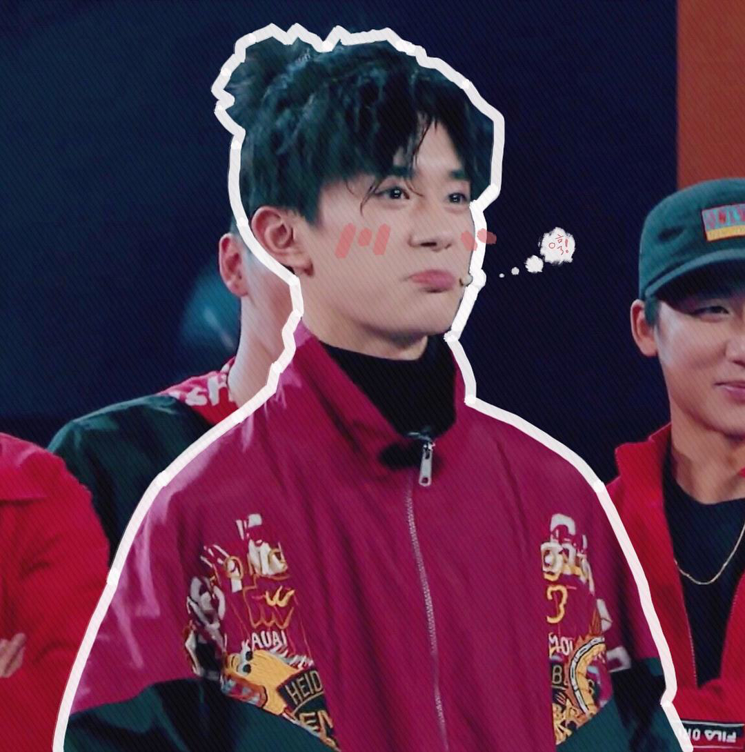 易烊千玺被粉丝封了个很沙雕的冠军,大家表示:冠军称号实至名归